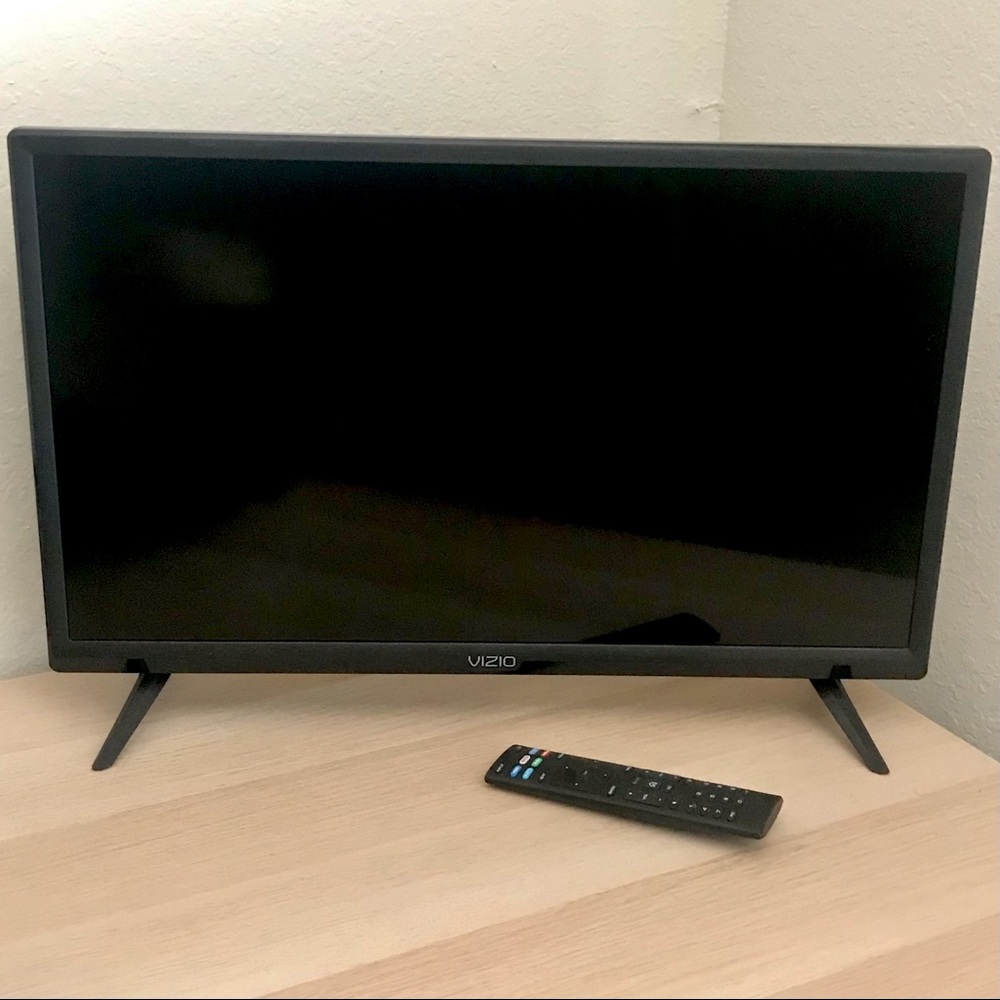 VIZIO 24” D-Series TV